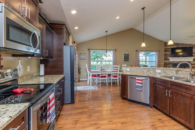 725 Loxley Lane 725 Loxley Lane, Troy, OH 45373