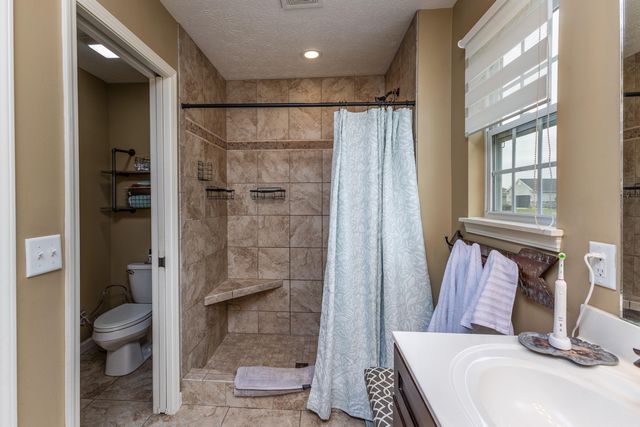 725 Loxley Lane 725 Loxley Lane, Troy, OH 45373