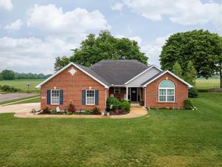 725 Loxley Lane 725 Loxley Lane, Troy, OH 45373