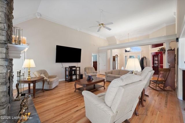 4124 Boones Grove Way, Jeffersontown, KY 40299