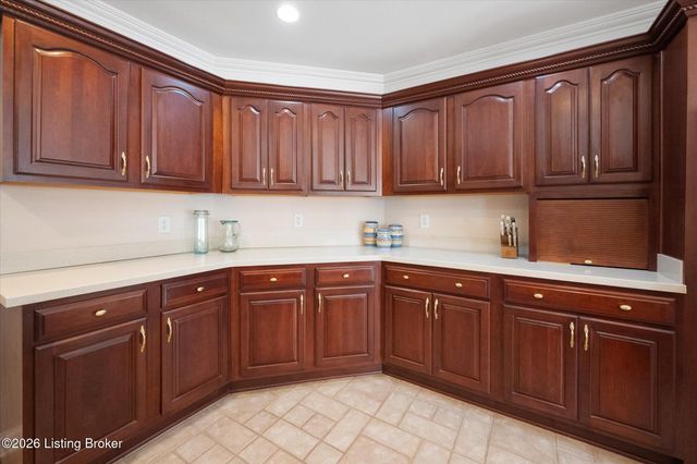 4124 Boones Grove Way, Jeffersontown, KY 40299