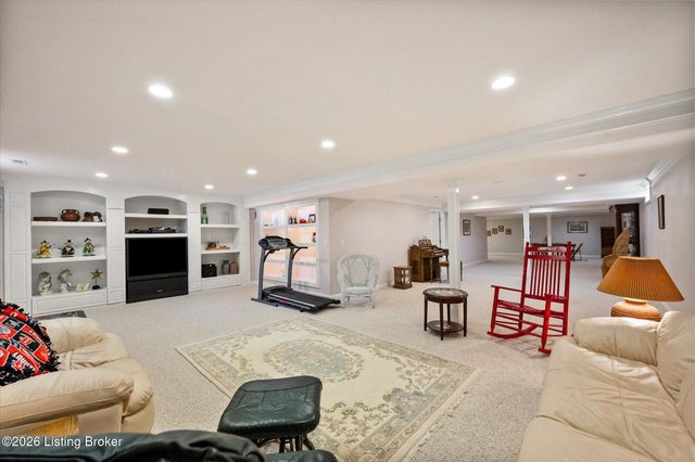 4124 Boones Grove Way, Jeffersontown, KY 40299
