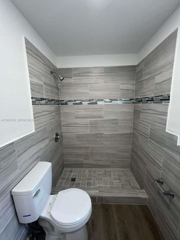 1236 NW 4th Ave 2, Fort Lauderdale, FL 33311