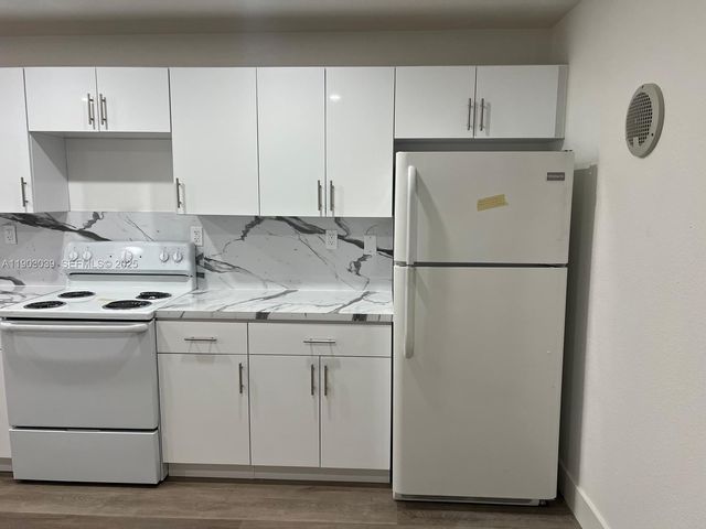 1236 NW 4th Ave 2, Fort Lauderdale, FL 33311