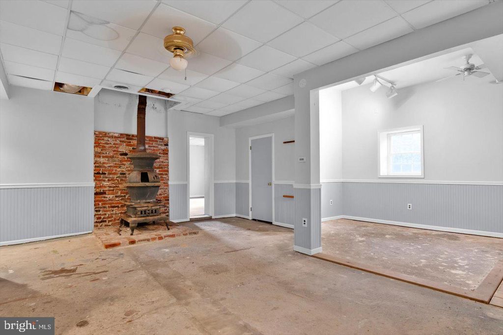 268 FAIRVIEW AVE, West Berlin, NJ 08091