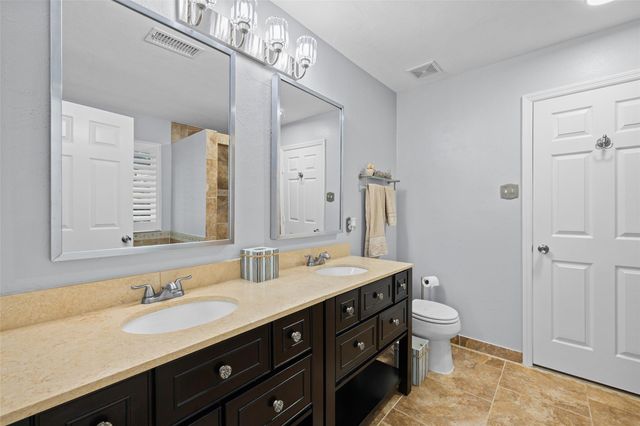 21 Long Hearth Place, The Woodlands, TX 77382