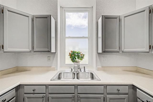21584 E Powers Place, Aurora, CO 80015