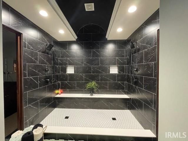 245 The Woods, Bedford, IN 47421