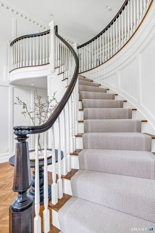 129 Quarter Horse Lane, Fairfield, CT 06824