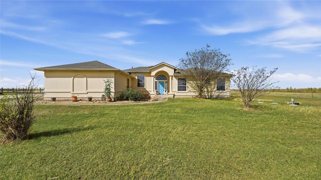 15620 Harry Lind RD, Elgin, TX 78621