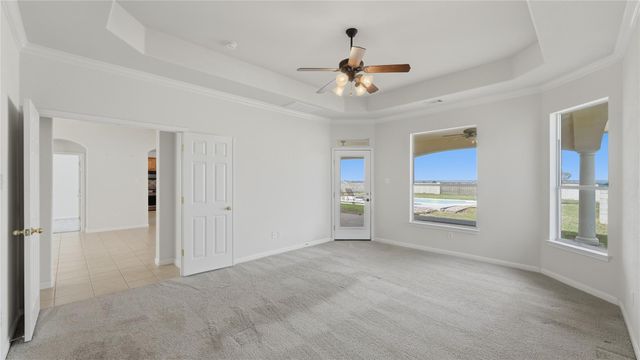 15620 Harry Lind RD, Elgin, TX 78621