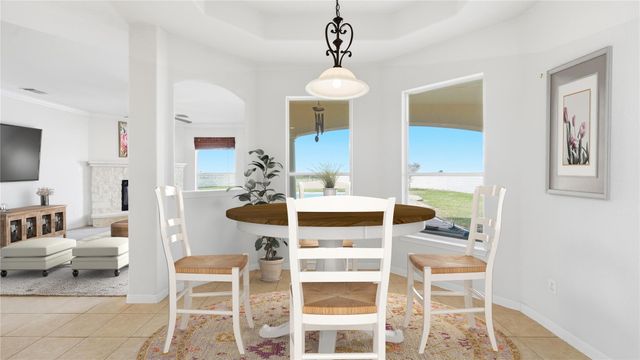 15620 Harry Lind RD, Elgin, TX 78621