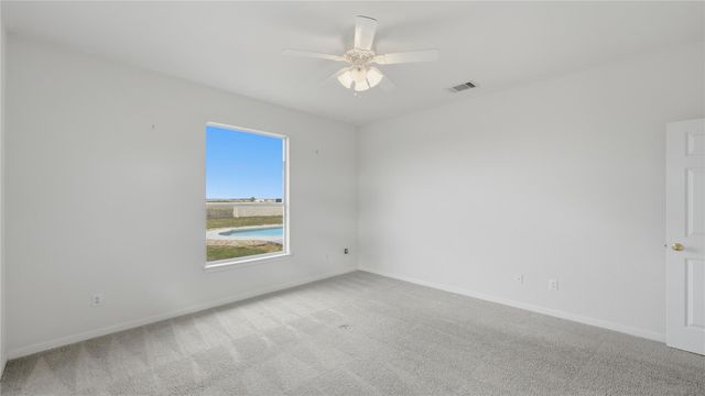 15620 Harry Lind RD, Elgin, TX 78621