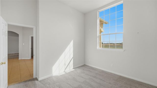 15620 Harry Lind RD, Elgin, TX 78621