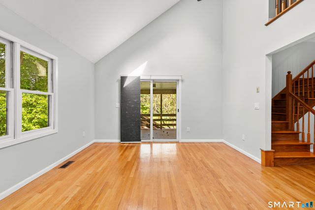 10 Edgehill Circle 10, Monroe, CT 06468
