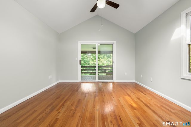 10 Edgehill Circle 10, Monroe, CT 06468