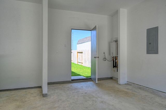 31603 Zoe Point Drive, Hockley, TX 77447