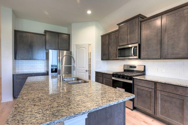 31603 Zoe Point Drive, Hockley, TX 77447