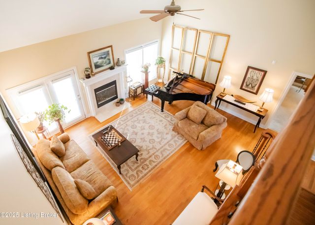 1021 Windsor Dr, Shelbyville, KY 40065