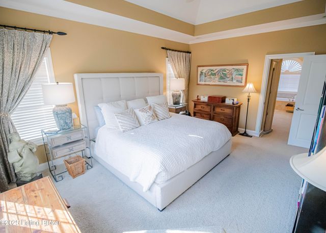 1021 Windsor Dr, Shelbyville, KY 40065