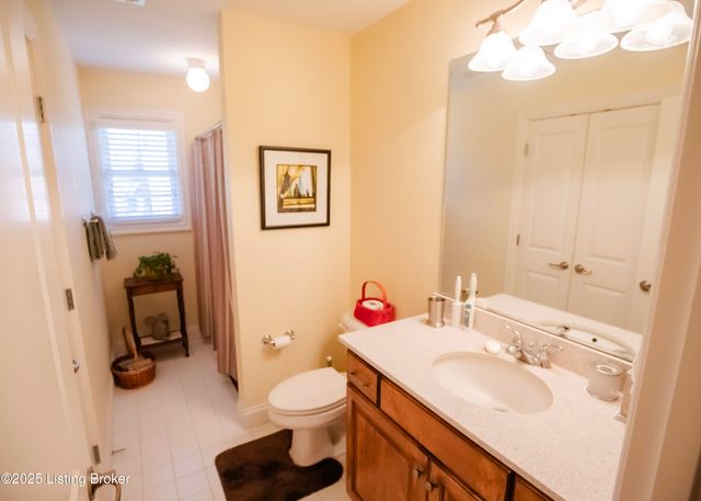 1021 Windsor Dr, Shelbyville, KY 40065