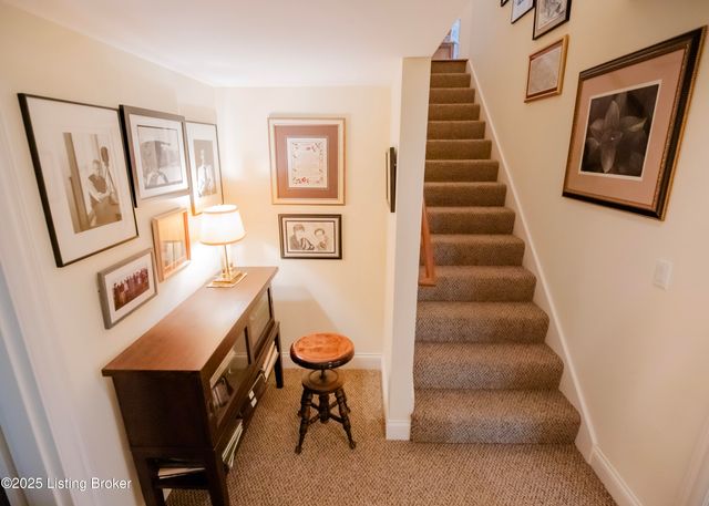 1021 Windsor Dr, Shelbyville, KY 40065