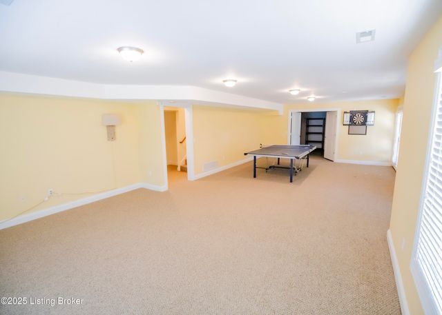 1021 Windsor Dr, Shelbyville, KY 40065