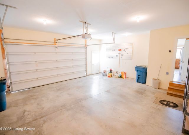 1021 Windsor Dr, Shelbyville, KY 40065