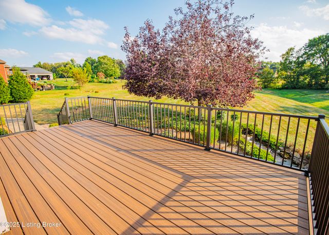 1021 Windsor Dr, Shelbyville, KY 40065