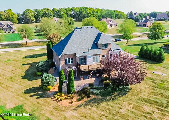 1021 Windsor Dr, Shelbyville, KY 40065