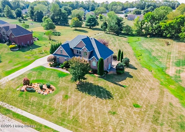 1021 Windsor Dr, Shelbyville, KY 40065