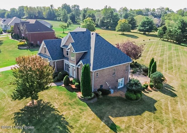 1021 Windsor Dr, Shelbyville, KY 40065