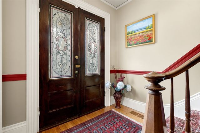 21 Avon Place, Arlington, MA 02474