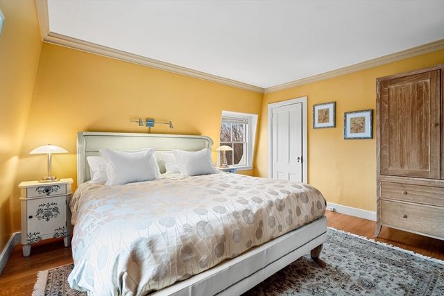 21 Avon Place, Arlington, MA 02474