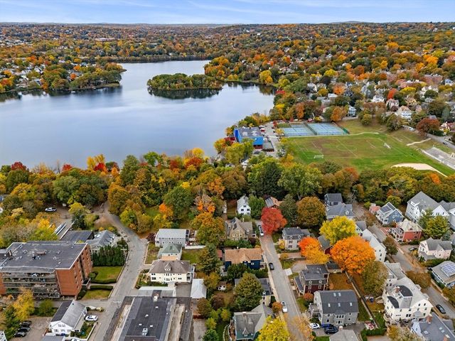 21 Avon Place, Arlington, MA 02474