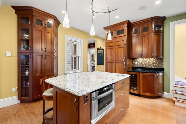 21 Avon Place, Arlington, MA 02474