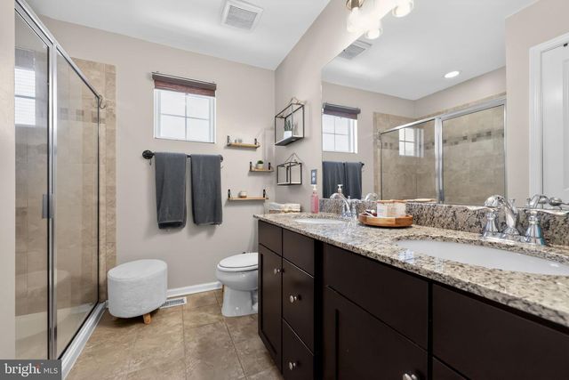 132 REDTAIL HAWK CIR, Sewell, NJ 08080