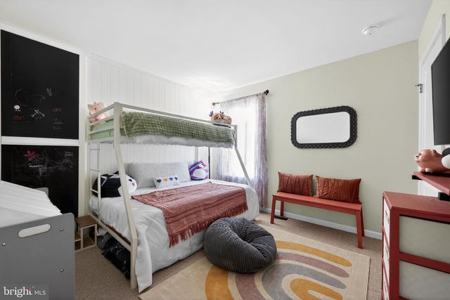 132 REDTAIL HAWK CIR, Sewell, NJ 08080