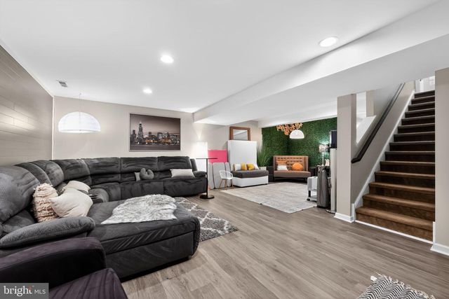 132 REDTAIL HAWK CIR, Sewell, NJ 08080