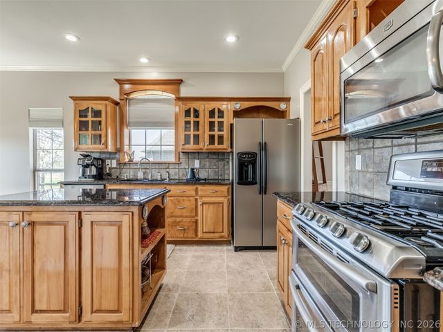 10004 E 95th Street North, Owasso, OK 74055