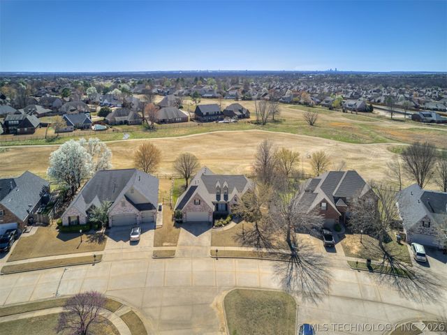 10004 E 95th Street North, Owasso, OK 74055