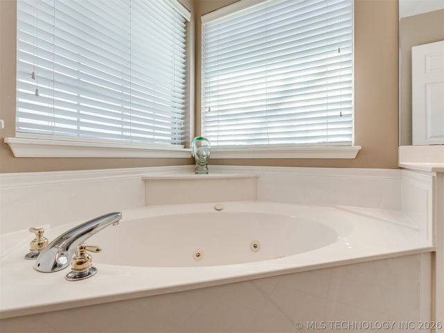 10004 E 95th Street North, Owasso, OK 74055