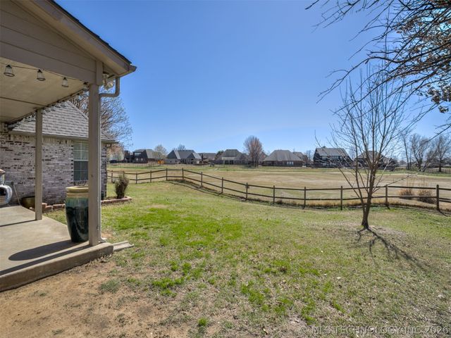 10004 E 95th Street North, Owasso, OK 74055