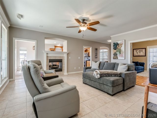 10004 E 95th Street North, Owasso, OK 74055