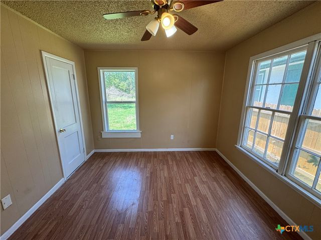 1205 E Avenue G, Killeen, TX 76541