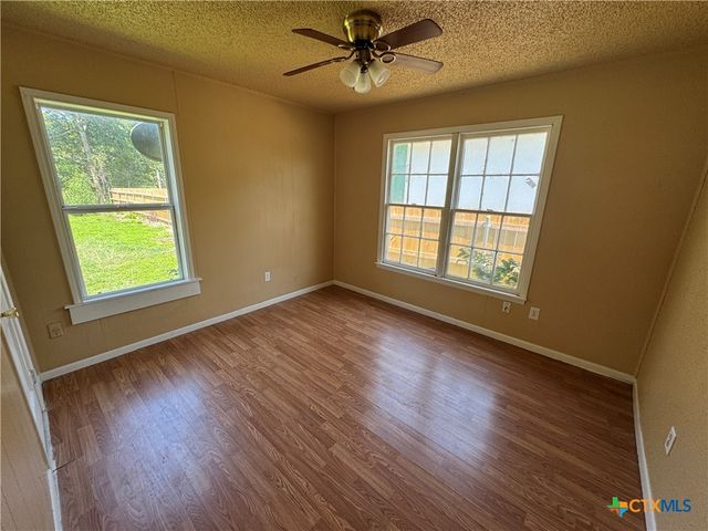 1205 E Avenue G, Killeen, TX 76541