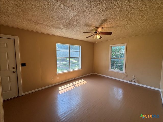 1205 E Avenue G, Killeen, TX 76541