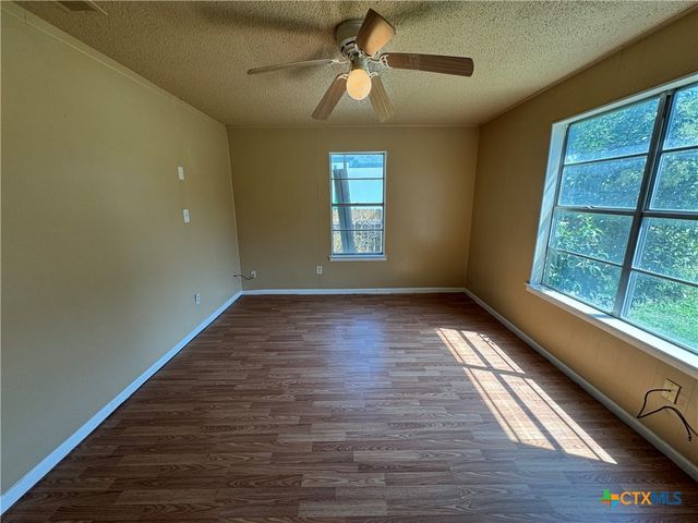 1205 E Avenue G, Killeen, TX 76541