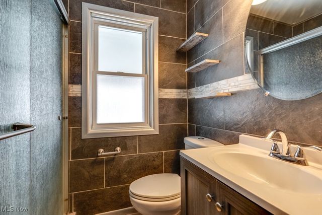 5365 E 131st Street, Garfield Heights, OH 44125