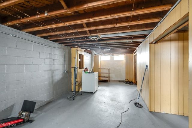 5365 E 131st Street, Garfield Heights, OH 44125